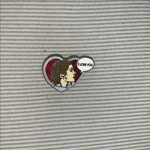 Princess Leia "I love you" pin